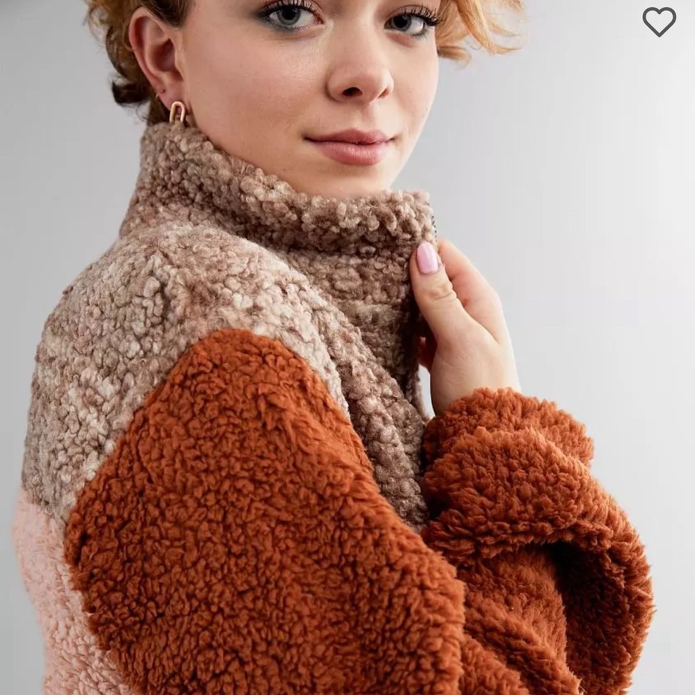 Quarter Zip Color Block Fleece Pullover